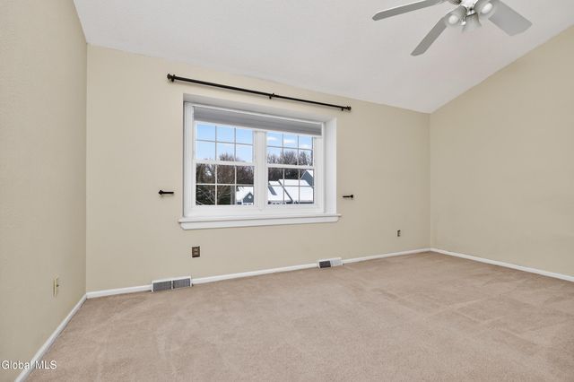 1 Ridgefield Drive, Guilderland, NY 12186