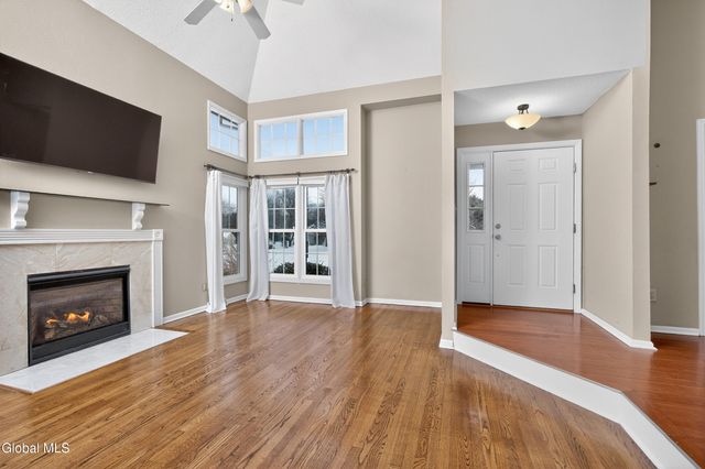 1 Ridgefield Drive, Guilderland, NY 12186