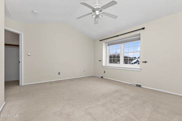 1 Ridgefield Drive, Guilderland, NY 12186