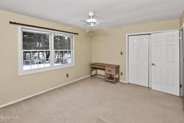 1 Ridgefield Drive, Guilderland, NY 12186