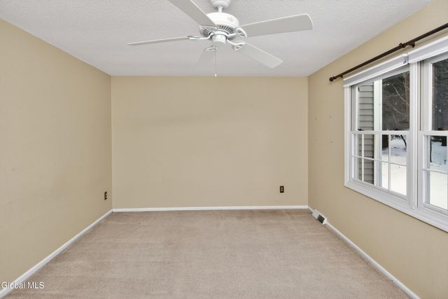 1 Ridgefield Drive, Guilderland, NY 12186