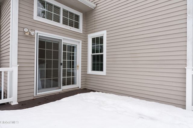 1 Ridgefield Drive, Guilderland, NY 12186