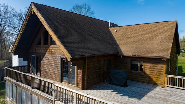 2 Cesta Lane, Troy, NY 12180