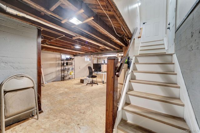 22 Miriam Parkway, Elmont, NY 11003