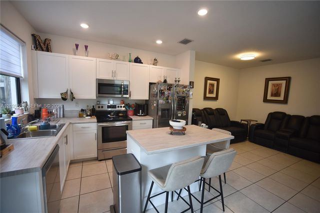 21404 NE 3rd Path 0, Miami, FL 33179