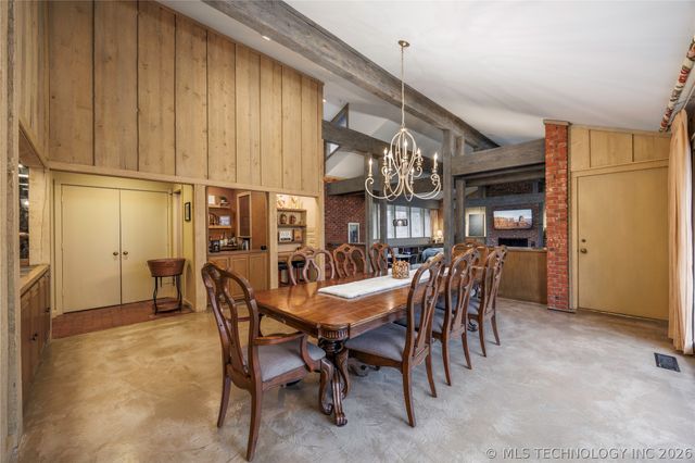 2100 North Star Court, Bartlesville, OK 74006