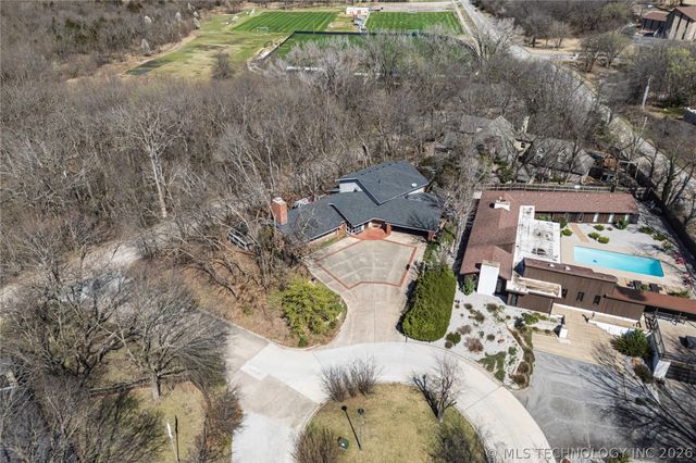 2100 North Star Court, Bartlesville, OK 74006