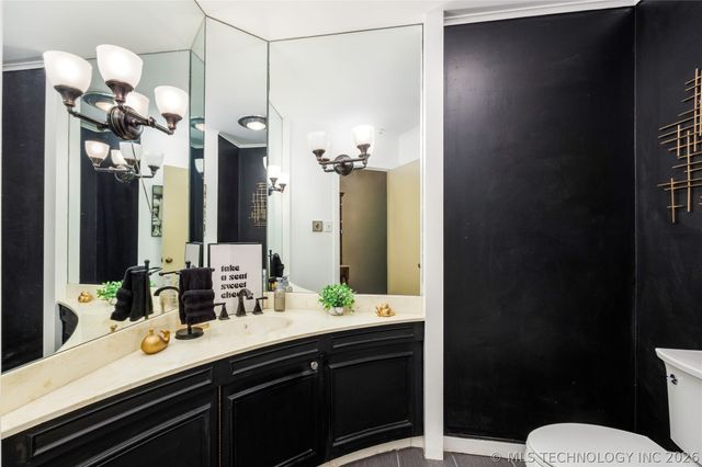 2100 North Star Court, Bartlesville, OK 74006