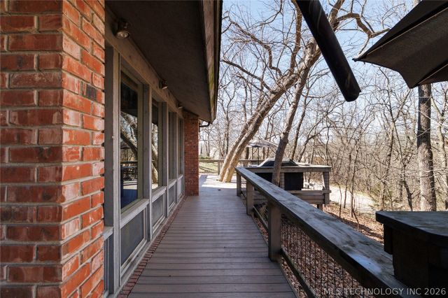 2100 North Star Court, Bartlesville, OK 74006