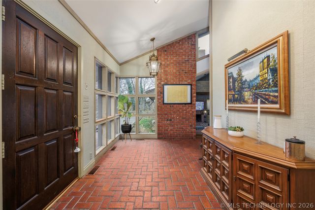 2100 North Star Court, Bartlesville, OK 74006