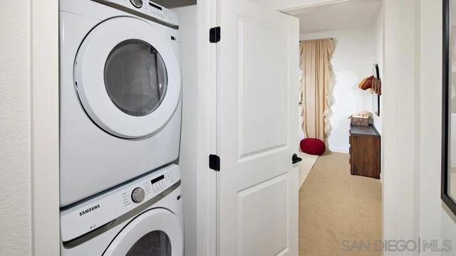 882 Obediah Loop 8, Chula Vista, CA 91911