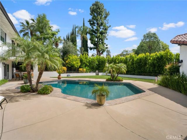 2304 N San Antonio Avenue, Upland, CA 91784