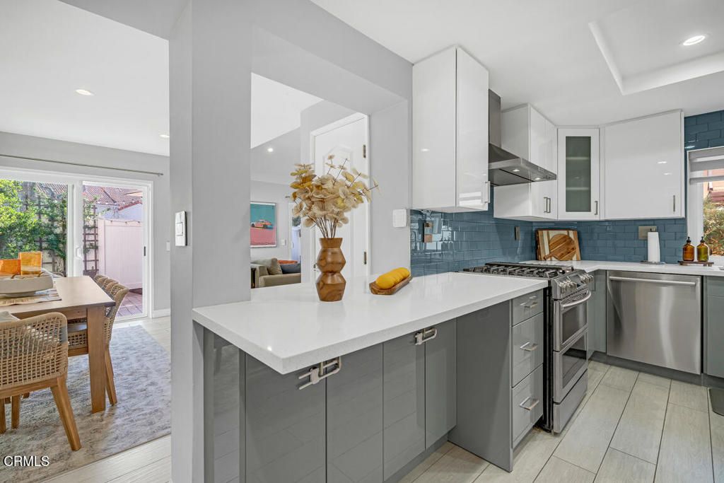 Image 12 of property listing at 6301 Honolulu Avenue 47, Tujunga, CA 91042