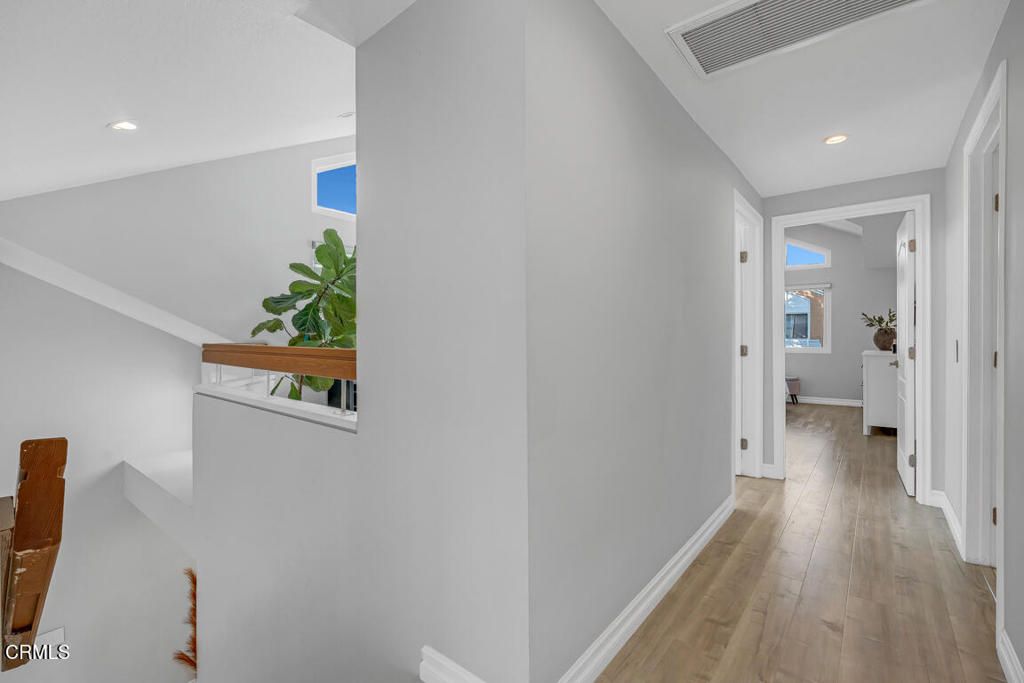 Image 18 of property listing at 6301 Honolulu Avenue 47, Tujunga, CA 91042