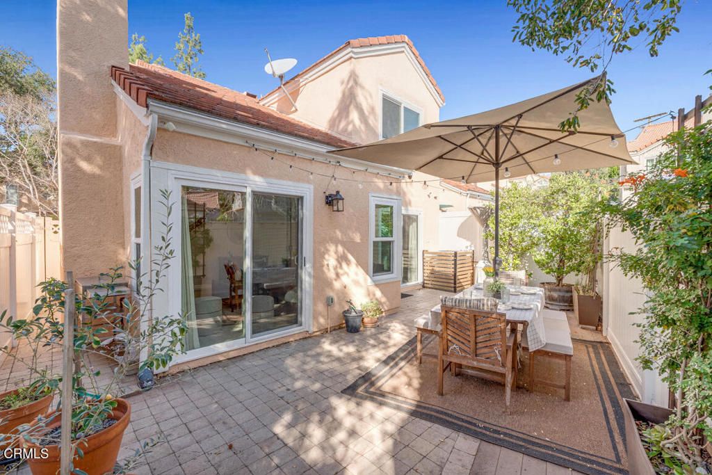 Image 30 of property listing at 6301 Honolulu Avenue 47, Tujunga, CA 91042