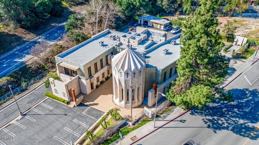 Image 35 of property listing at 6301 Honolulu Avenue 47, Tujunga, CA 91042