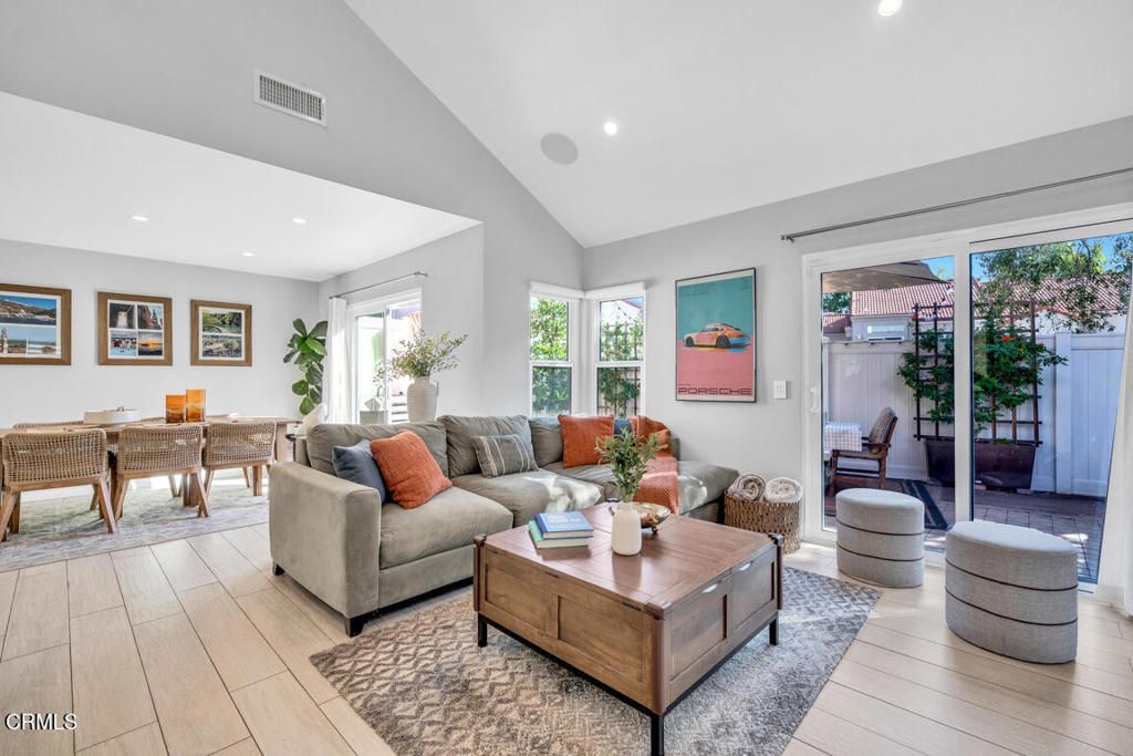 Image 6 of property listing at 6301 Honolulu Avenue 47, Tujunga, CA 91042