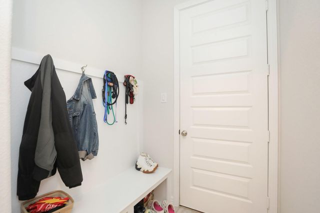 10134 Blythe Street, Rosharon, TX 77583