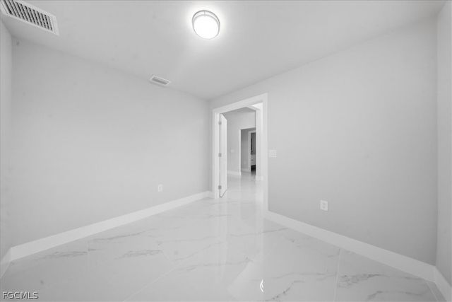 2715 27th ST SW, Lehigh Acres, FL 33976