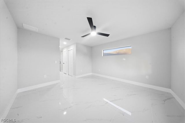 2715 27th ST SW, Lehigh Acres, FL 33976