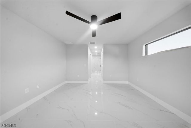 2715 27th ST SW, Lehigh Acres, FL 33976