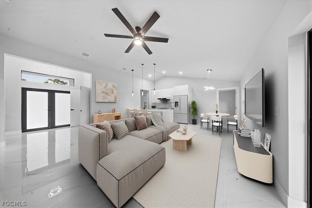 2715 27th ST SW, Lehigh Acres, FL 33976