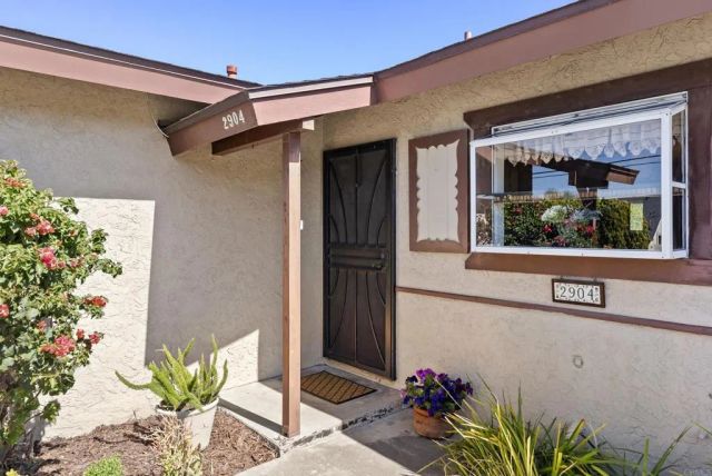 2904 E Barnwell Street, Oceanside, CA 92054