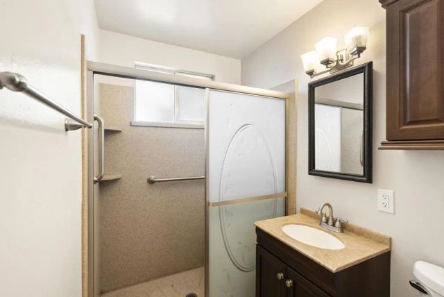 2904 E Barnwell Street, Oceanside, CA 92054