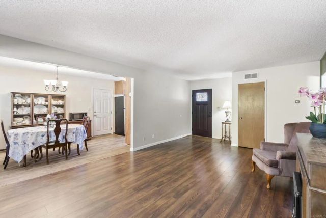 2904 E Barnwell Street, Oceanside, CA 92054