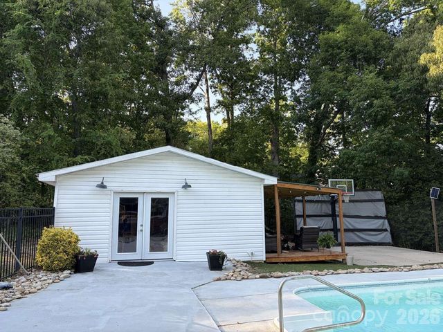 427 Acorn Acres Road, Norwood, NC 28128