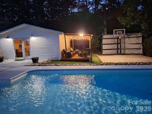 427 Acorn Acres Road, Norwood, NC 28128