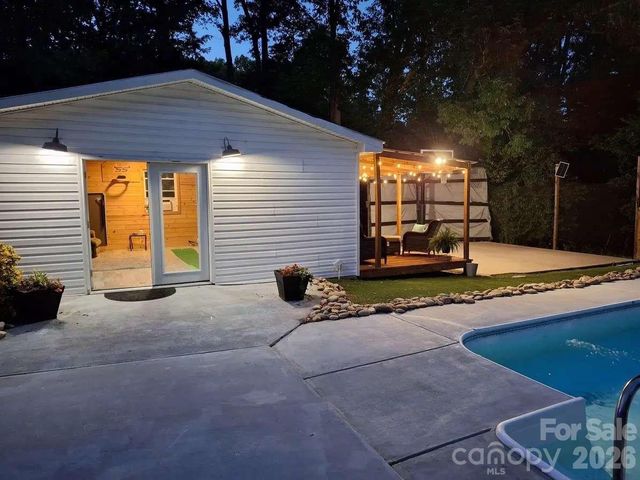 427 Acorn Acres Road, Norwood, NC 28128