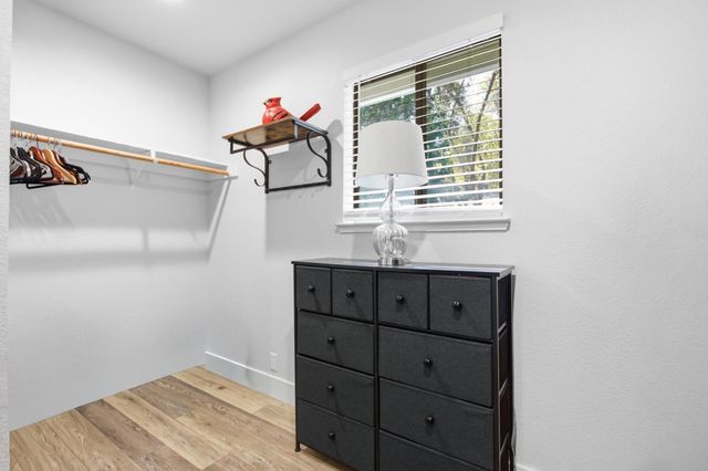 14299 Sun Forest Dr, Penn Valley, CA 95946