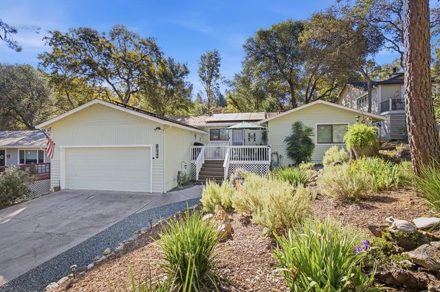 14299 Sun Forest Dr, Penn Valley, CA 95946