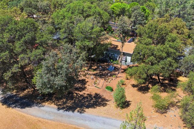 14299 Sun Forest Dr, Penn Valley, CA 95946