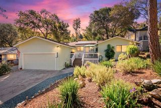 14299 Sun Forest Dr, Penn Valley, CA 95946