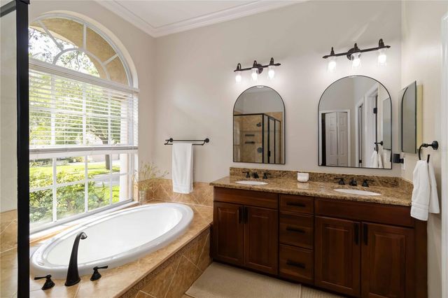 2007 RAVEN MANOR DRIVE, Dover, FL 33527