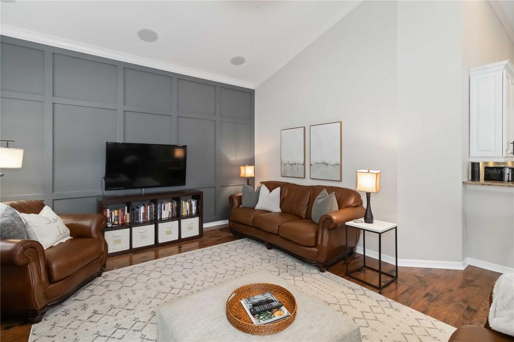 Image 16 of property listing at 2007 RAVEN MANOR DRIVE, Dover, FL 33527