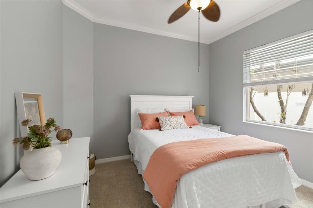 Image 25 of property listing at 2007 RAVEN MANOR DRIVE, Dover, FL 33527