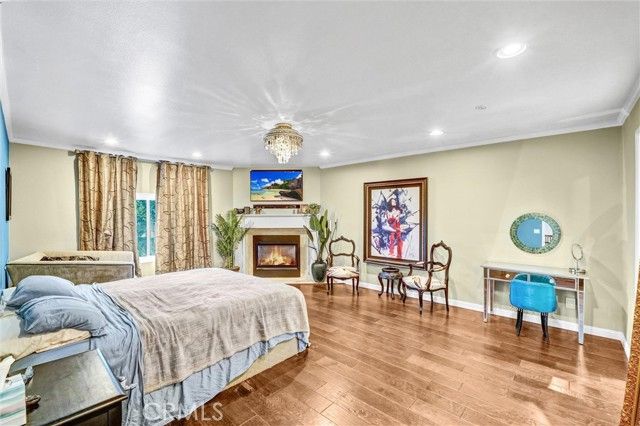 22935 Sylvan Street, Woodland Hills (los Angeles), CA 91367