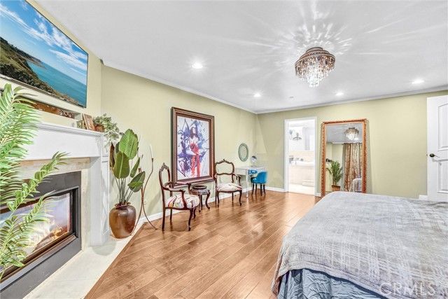 22935 Sylvan Street, Woodland Hills (los Angeles), CA 91367