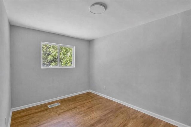 477 Fairlane Circle NW, Atlanta, GA 30331