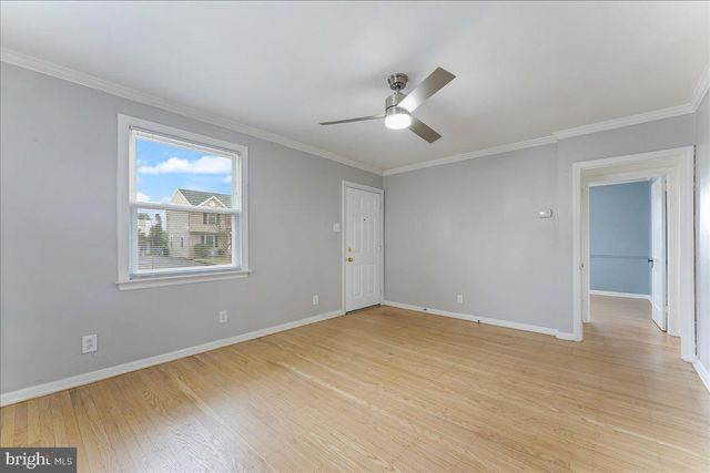 221 W MARTIN LN, Norwood, PA 19074
