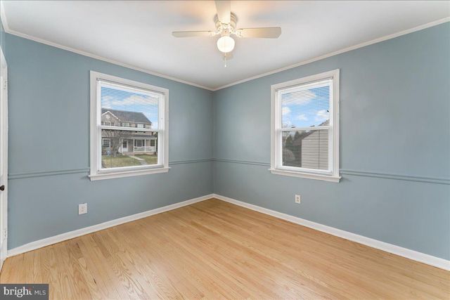 221 W MARTIN LN, Norwood, PA 19074