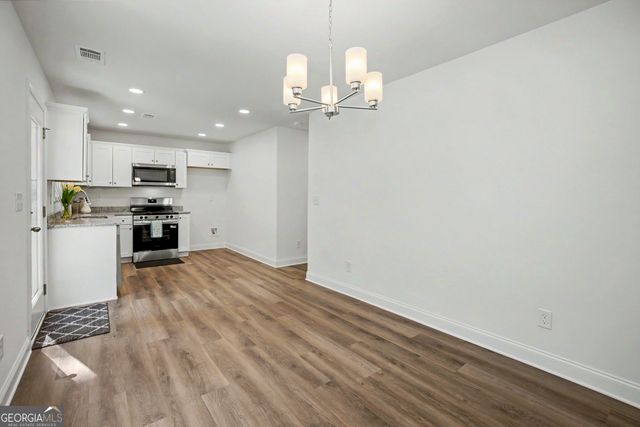 407 Barnetts Bridge Road, Jackson, GA 30233