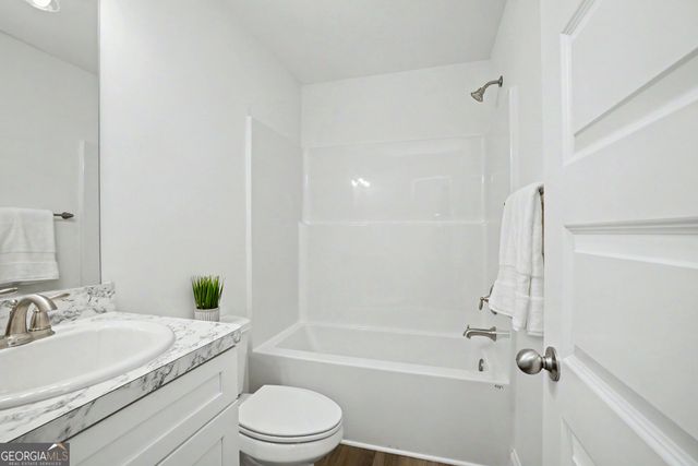 407 Barnetts Bridge Road, Jackson, GA 30233