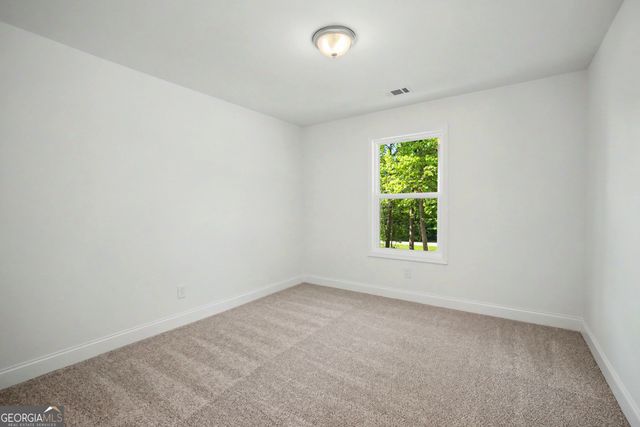407 Barnetts Bridge Road, Jackson, GA 30233