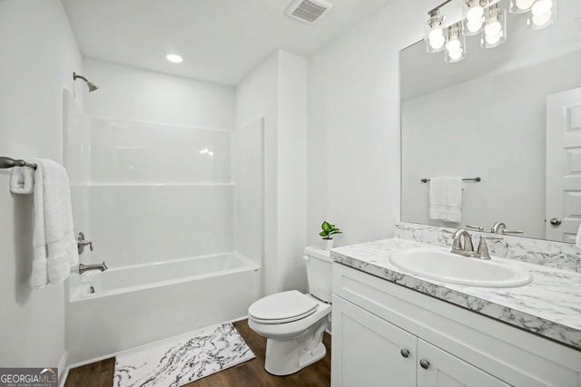407 Barnetts Bridge Road, Jackson, GA 30233