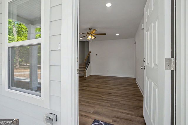 407 Barnetts Bridge Road, Jackson, GA 30233
