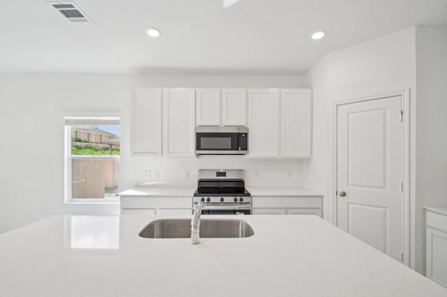 418 Bobby Lou LN, Copperas Cove, TX 76522